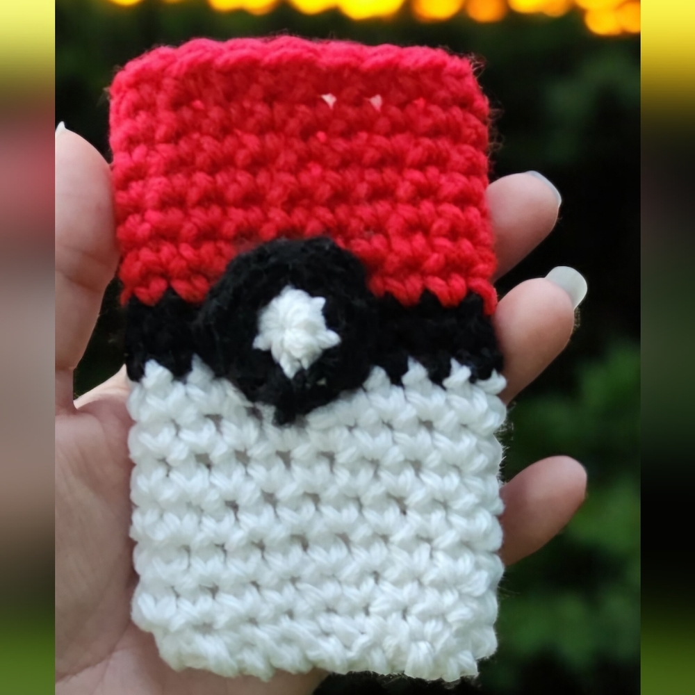 1 Pokemon Inspired Cards Holder